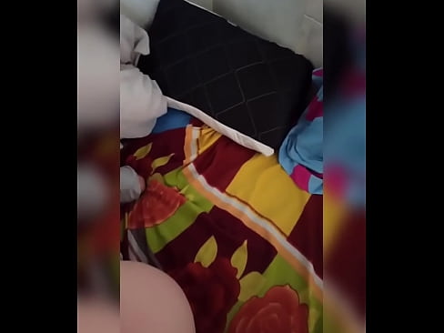 ❤️ Ҳамҳуҷраи ман дар хона танҳо мемонад, зеро шавҳараш ба рухсатӣ меравад ва ман аз фурсат истифода бурда, ӯро сиҳат мекунам ва харашро аз шир пур мекунам ❤️❌ Порнои мақъад дар порно tg.dreamlandpassionjourney.ru ❌